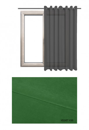 Zasłona na kołach w tkaninie o zielonym odcieniu (V30) z kolekcji VELVET na wymiar.